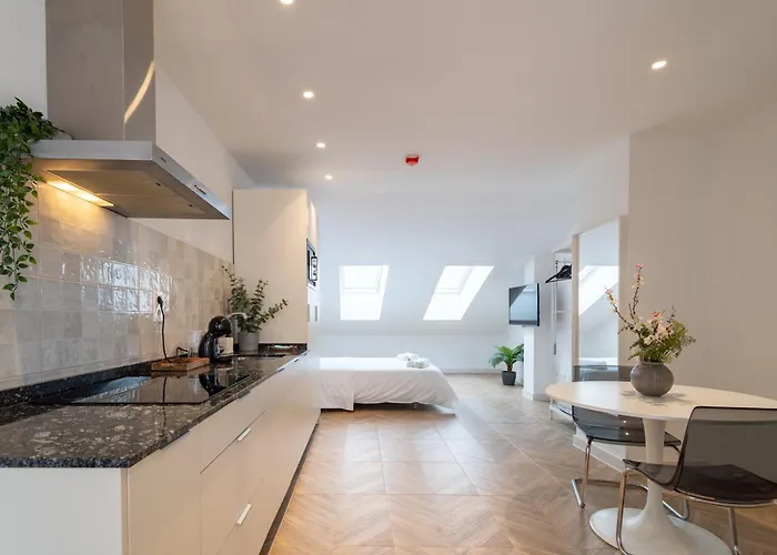 Edificio Correos By Plaza Mayor * Valladolid